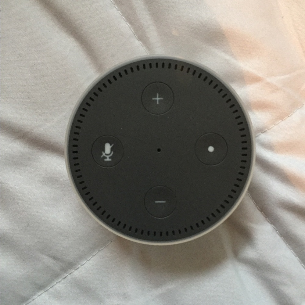 Amazon echo dot - Picture 3 of 6
